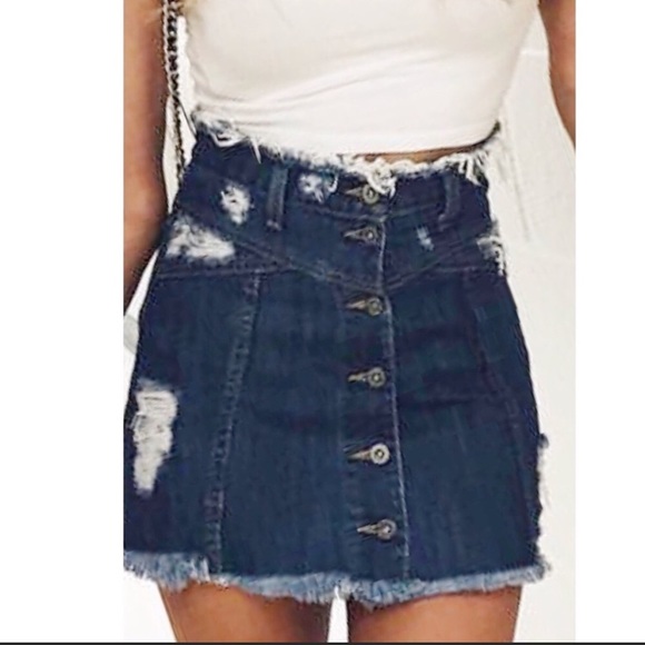 LF Carmar denim skirt - Picture 2 of 5